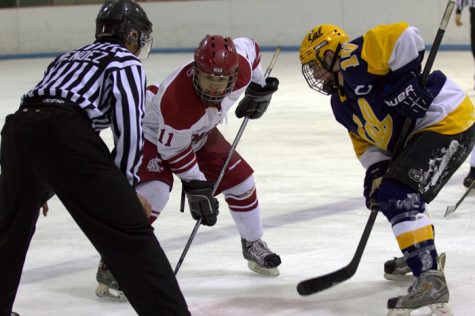 The WSU Hockey Club faces off against Cal, Jan. 14 2012.