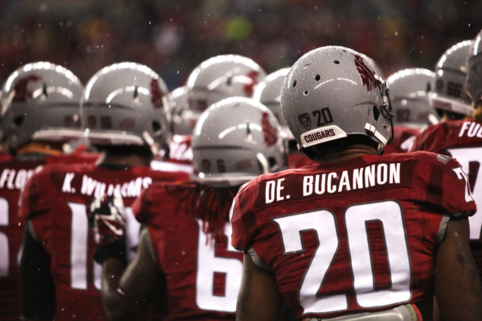 Senior+safety+Deone+Bucannon%C2%A0+waits+in+the+rain+during+a+game+against+Stanford+in+Century+Link+Field%2C+Saturday%2C+Sept.+28%2C+2013.