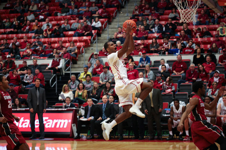 Redshirt+junior+guard+Royce+Woolridge+lays+the+ball+up+during+a+home+game+against+Stanford%2C+Saturday%2C+Feb.+15.