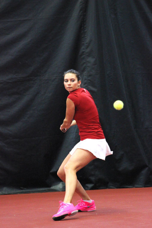 Cougar+tennis+begins+conference+play