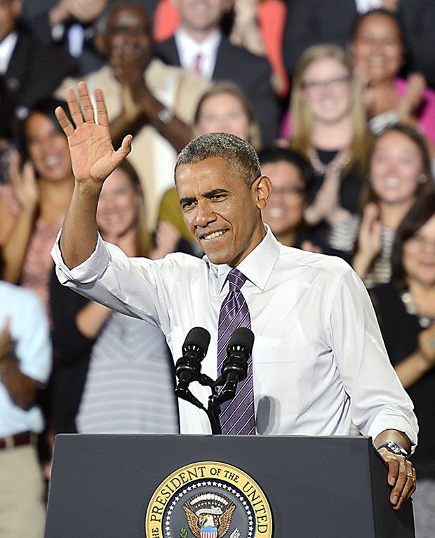 President+Obama+acknowledges+the+crowd+following+his+speech+on+Wednesday%2C+July+30%2C+2014%2C+at+the+Uptown+Theatre+in+Kansas+City%2C+Mo.