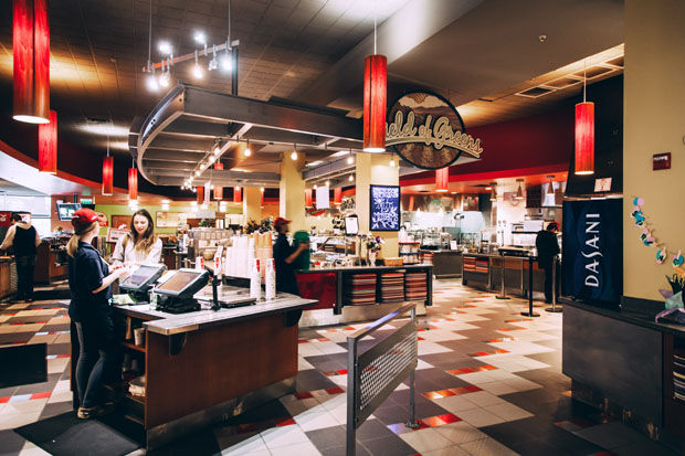 Finding food on campus: Best dining hall