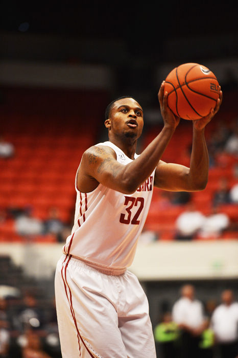 Redshirt junior guard Que Johnson gets ready to shoot during a game against Stanford at Beasley Coliseum, Feb. 24.