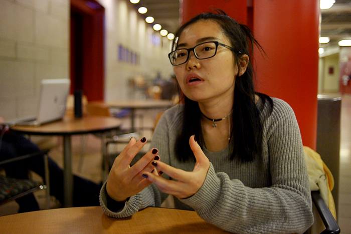 Yuanwen+Lin+talks+about+her+experiences+working+on+art+projects+at+WSU+on+Friday+in+the+CUB.