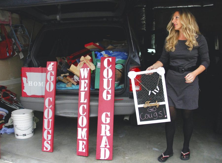 Tianna Kendall, a hand-painted sign artist who runs her business from her home, describes how her sign-making
went from just a hobby to becoming licensed by WSU.