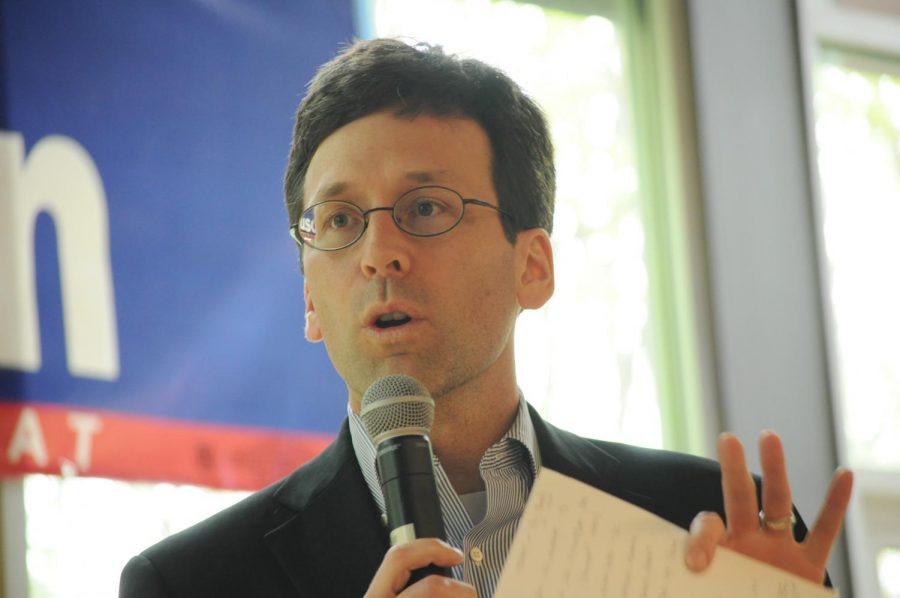 Bob Ferguson is pushing for a bill that would set new standards for student loans and give the state the power to license and regulate servicers.