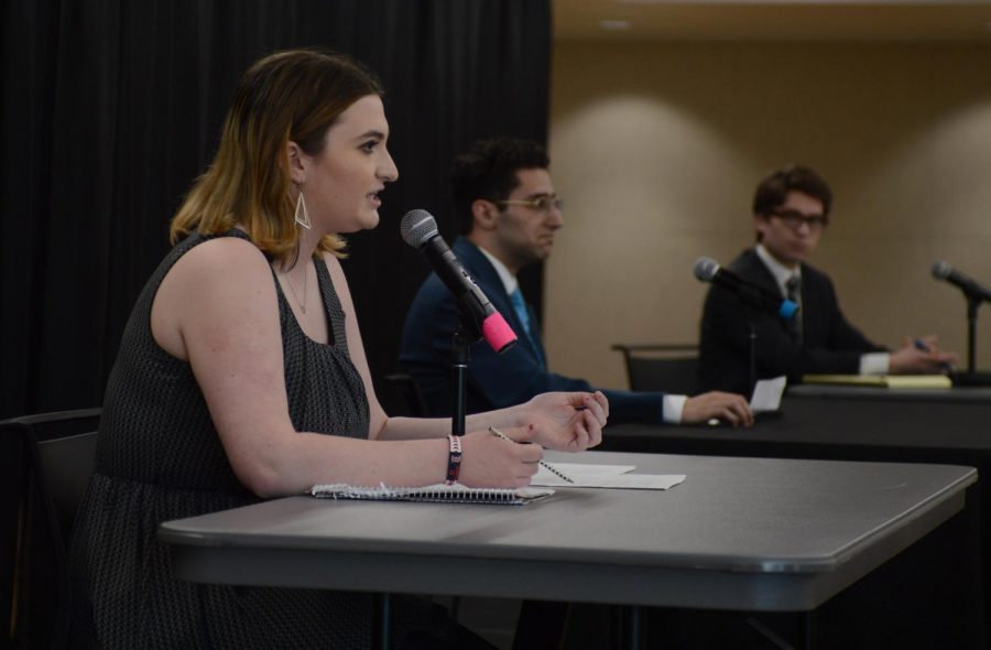 Hannah Martian, member of WSU Young Democrats, talks during the ASWSU Debate Night on Tuesday.