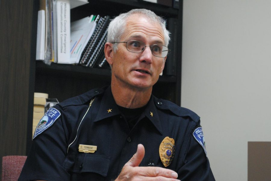 Pullman+PD+Cmdr.+Chris+Tennant+describes+how+the+upcoming+WSU+school+year+has+an+impact+on+the+department+and+the+types+of+police+reports+made.+