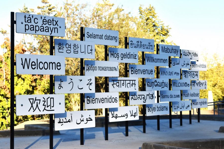 Greeting+signs+written+in+60+different+languages+will+create+a+welcoming+environment+for+local+and+distant+travelers%2C+making+every+person+feel+like+they+belong+in+Pullman.