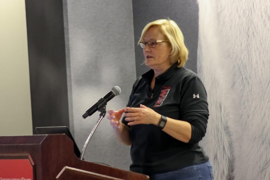 Guest speaker Joan King, newly-retired associate vice president and chief university budget officer, speaks to GPSA regarding WSU’s operating and capital budgets Monday evening inside the CUB. 