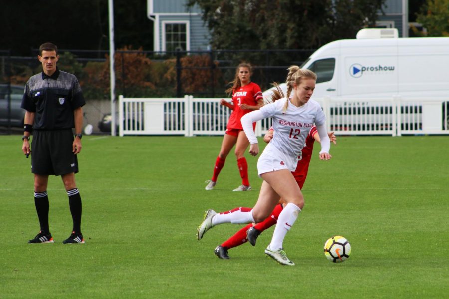 WSU sophomore forward Katie Jones gains control of the ball during a game against Utah on Oct. 1, 2017 at the Lower Soccer Field.