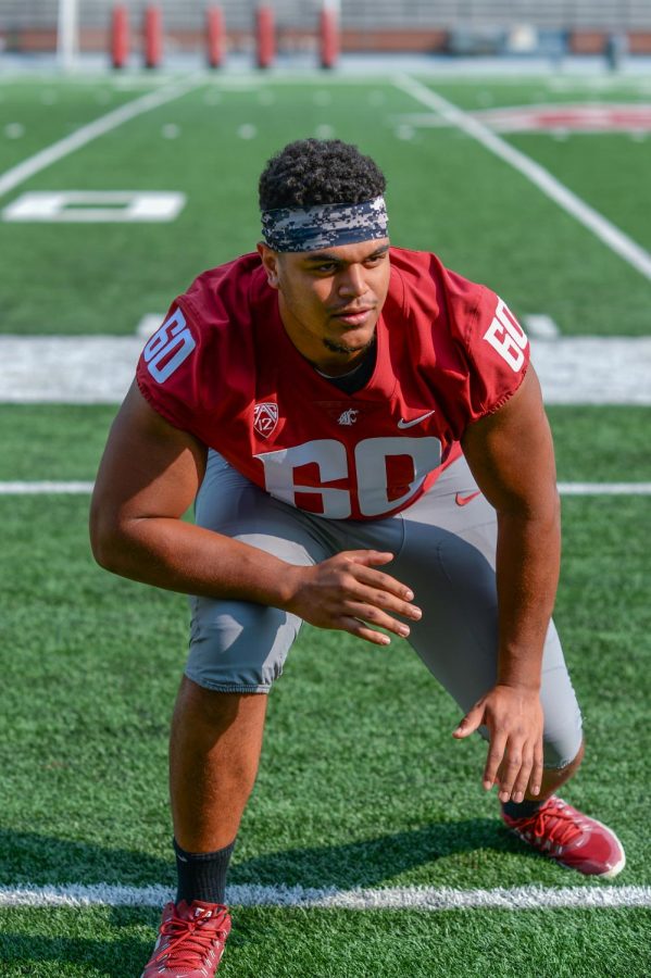 Senior+left+tackle+Andre+Dillard+didn%E2%80%99t+start+playing+football+until+eighth+grade%2C+but+he+has+a+good+reason+for+eventually+taking+an+interest+in+the+sport.+%E2%80%9CI+thought+it+would+make+me+cool%2C%E2%80%9D+he+joked.