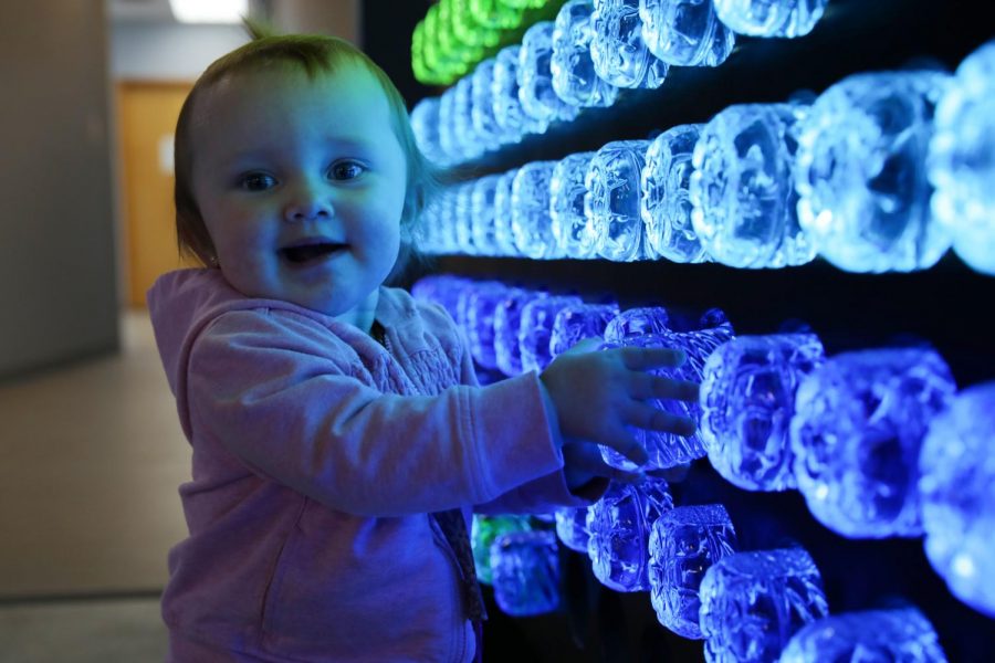 Fourteen-month-old+Macie+McNeilly+interacts+with+the+new+Lite+Brite+exhibit%2C+which+features+removable+multicolored+bottles+Tuesday+%0Aafternoon+at+the+Palouse+Discovery+Science+Center%2C+950+NE+Nelson+Ct.