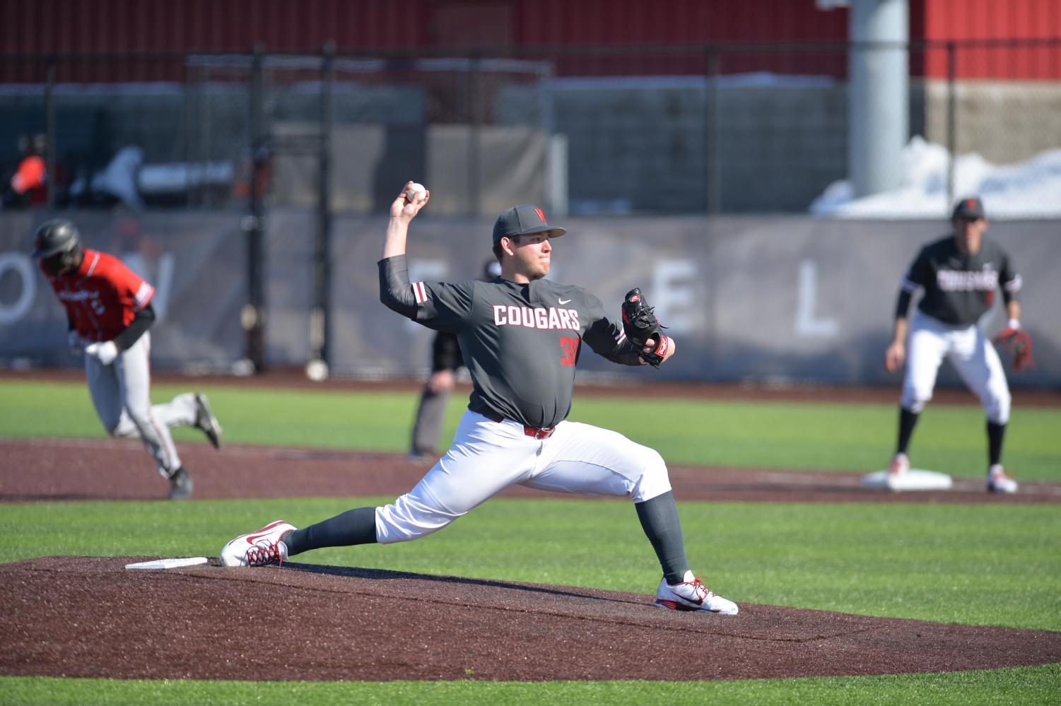 WSU Baseball hits the Bay, facing off against No. 18 Stanford