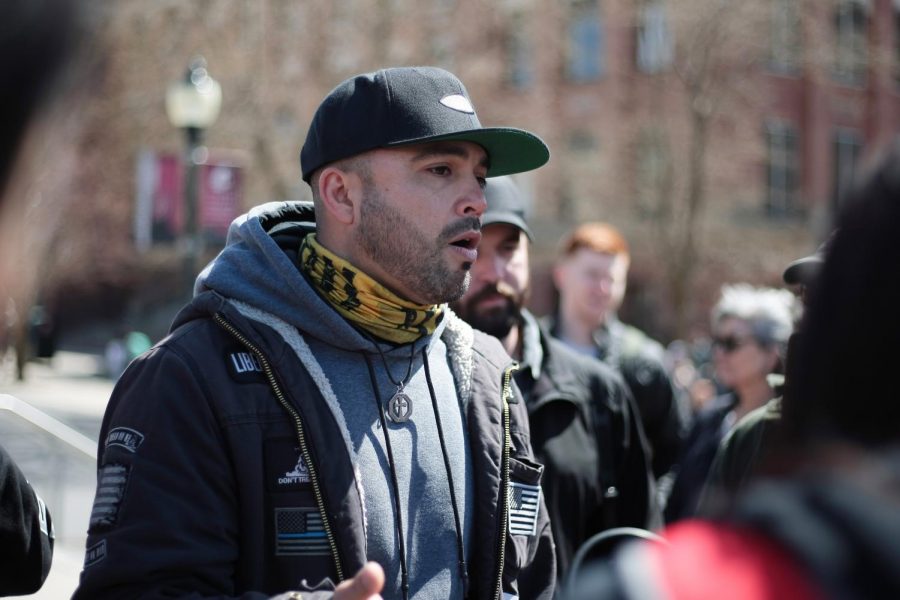 Joey Gibson, founder of Patriot Prayer, debates with 
WSU students about issues of racism and inequality. 