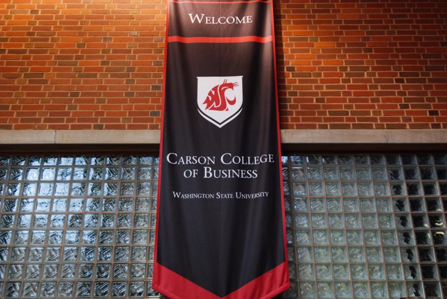 Thomas+Tripp%2C+Carson+College+of+Business+senior+associate+dean+for+academic+affairs%2C+said+WSU+faculty+members+are+getting+training+to+get+familiar+with+the+online+testing+tools+provided.