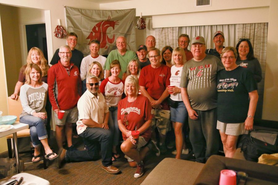 A Cougar tradition 40 years in the making. A group of friends 30+ in size come together at the Residence Inn by Marriott on Friday evening.