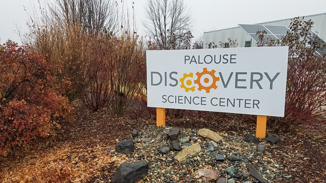 The+Palouse+Discovery+Science+Center+received+a+%241%2C600+grant+from+the+pullman+Chamber+of+Commerce+that+wil+be+used+for+new+signs+that+are+more+colorful+to+increase+their+visibility+to+the+community.
