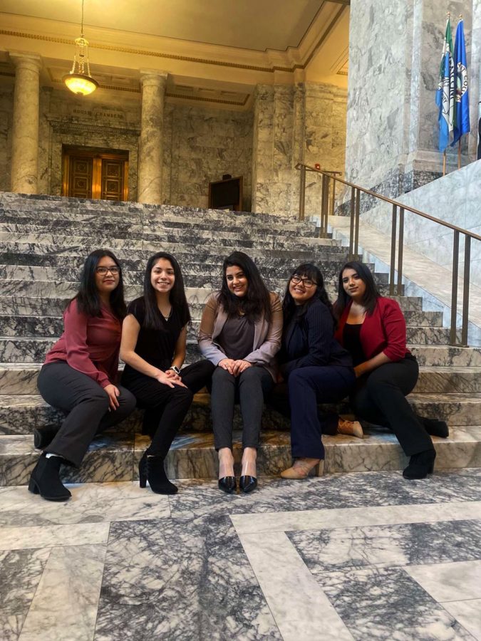 From left to right: Alondra Mungz, Gabby Rodriguez-Garcilazo, Linda Vargas, Mayra Angel, Yuleidy Rodriguez at the capitol to lobby for undocumented students in Washington state.