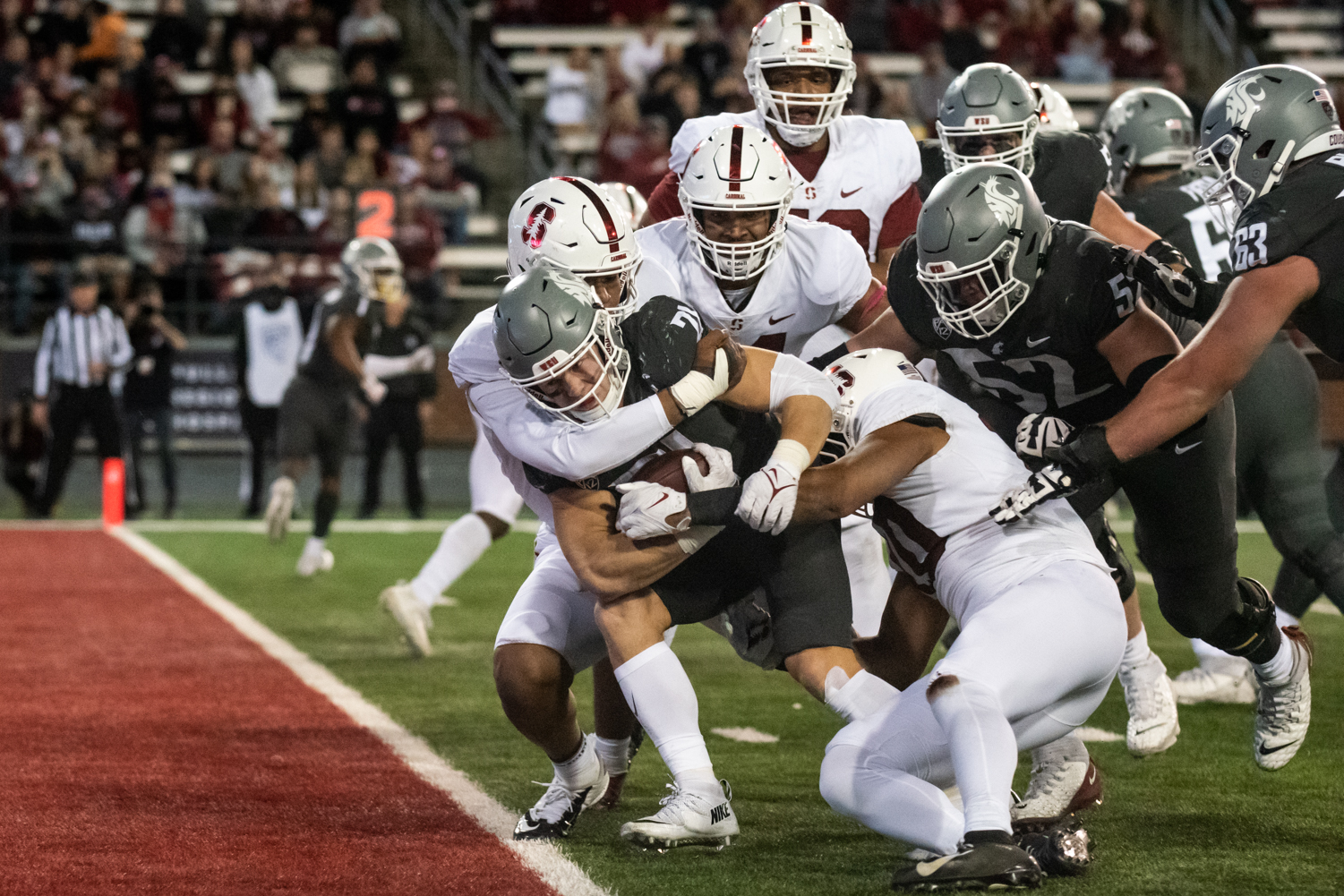 Cougs' Lucas learns from third O-line coach, Washington State University