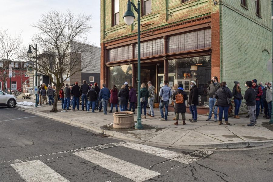 A long line started forming as soon as doors opened to the Palouse Cabin Fever Brew Fest at 3 p.m. on Saturday, Feb. 5. The line eventually snaked all the way around the antique and consignment shop next door to the Palouse Community Center.