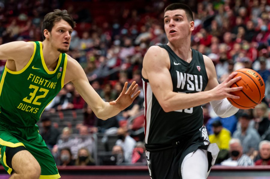 WSU+forward+Andrej+Jakimovski+%28right%29+dribbles+past+Oregon+center+Nate+Bittle+%28left%29+during+the+second+half+of+an+NCAA+college+basketball+game+in+Beasley+Coliseum%2C+March+5.