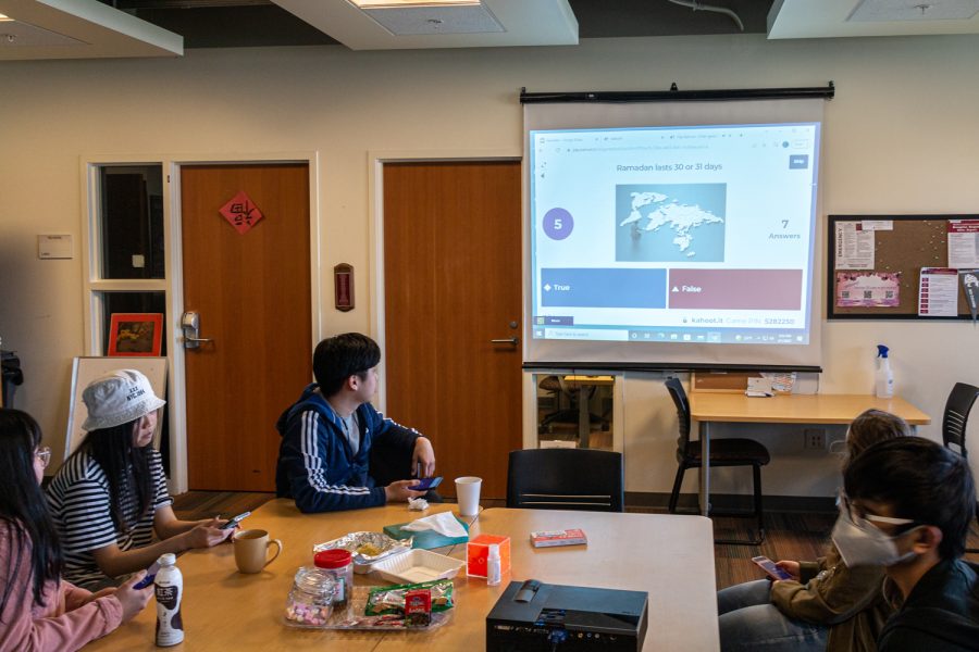 Students play a Kahoot about Ramadan during coffee hours, April 1, in the CUB.