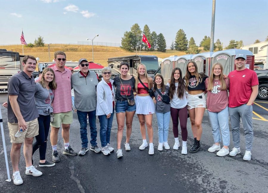 3 genearations of Cougs enjoy football-watching traditions