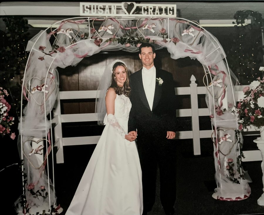 Susan and Craig Recob loved WSU so much, they tied the knot at the Compton Union Building in June 1998.