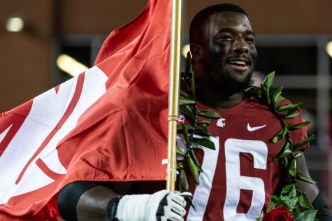 WSU recognizes senior offensive lineman Grant Stephens before the Apple Cup, Nov. 26.