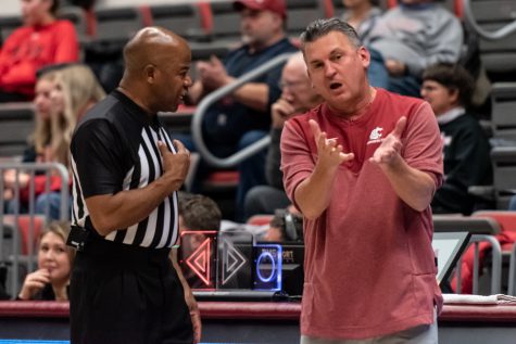 WSU mens basketball head coach Kyle Smith argues with an official during an NCAA mens basketball game against Utah, Dec. 4.