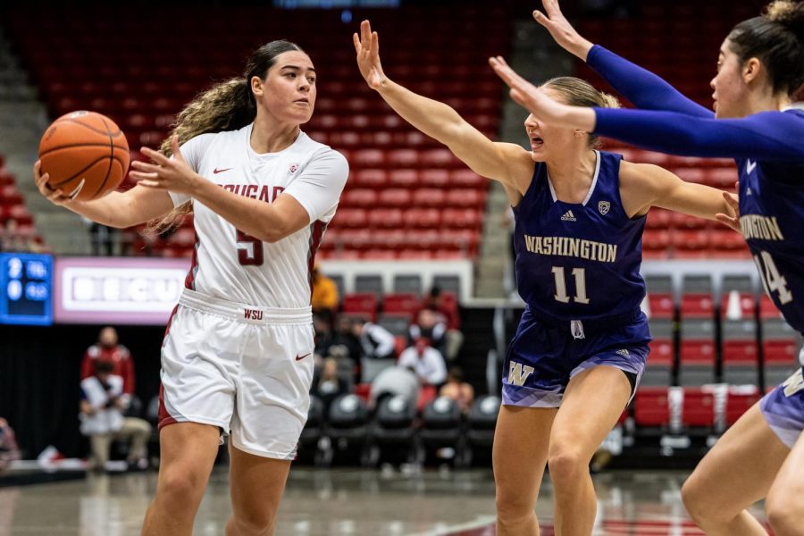 Cougs hit Oregon trail in tough Pac-12 test