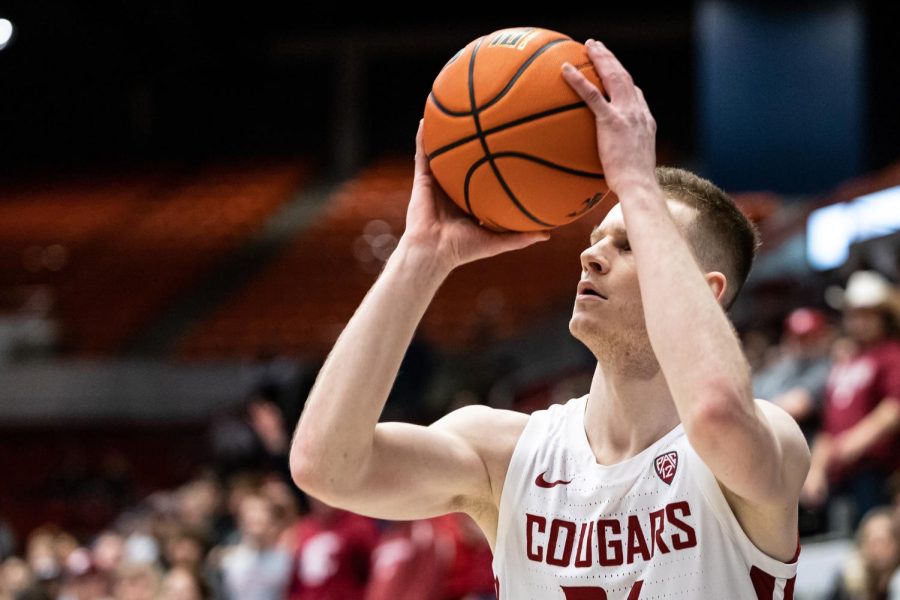 WSU+guard+Justin+Powell+shoos+a+3-pointer+during+an+NCAA+basketball+game+against+Oregon+State%2C+Feb.+16%2C+2023%2C+in+Pullman%2C+Wash.