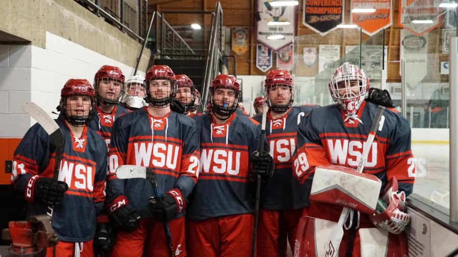 WSU club hockey locks in playoff berth