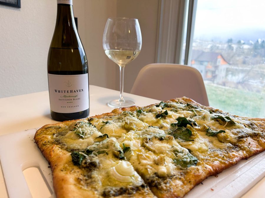This is the 2022 Sauvignon Blanc from Whitehaven with the pesto pizza.