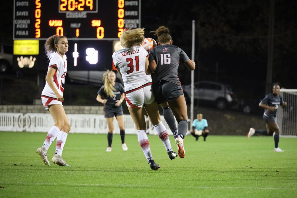 Naomi Clark battles for the battle with a Seattle U player during the first half of the match, Sept. 14. 