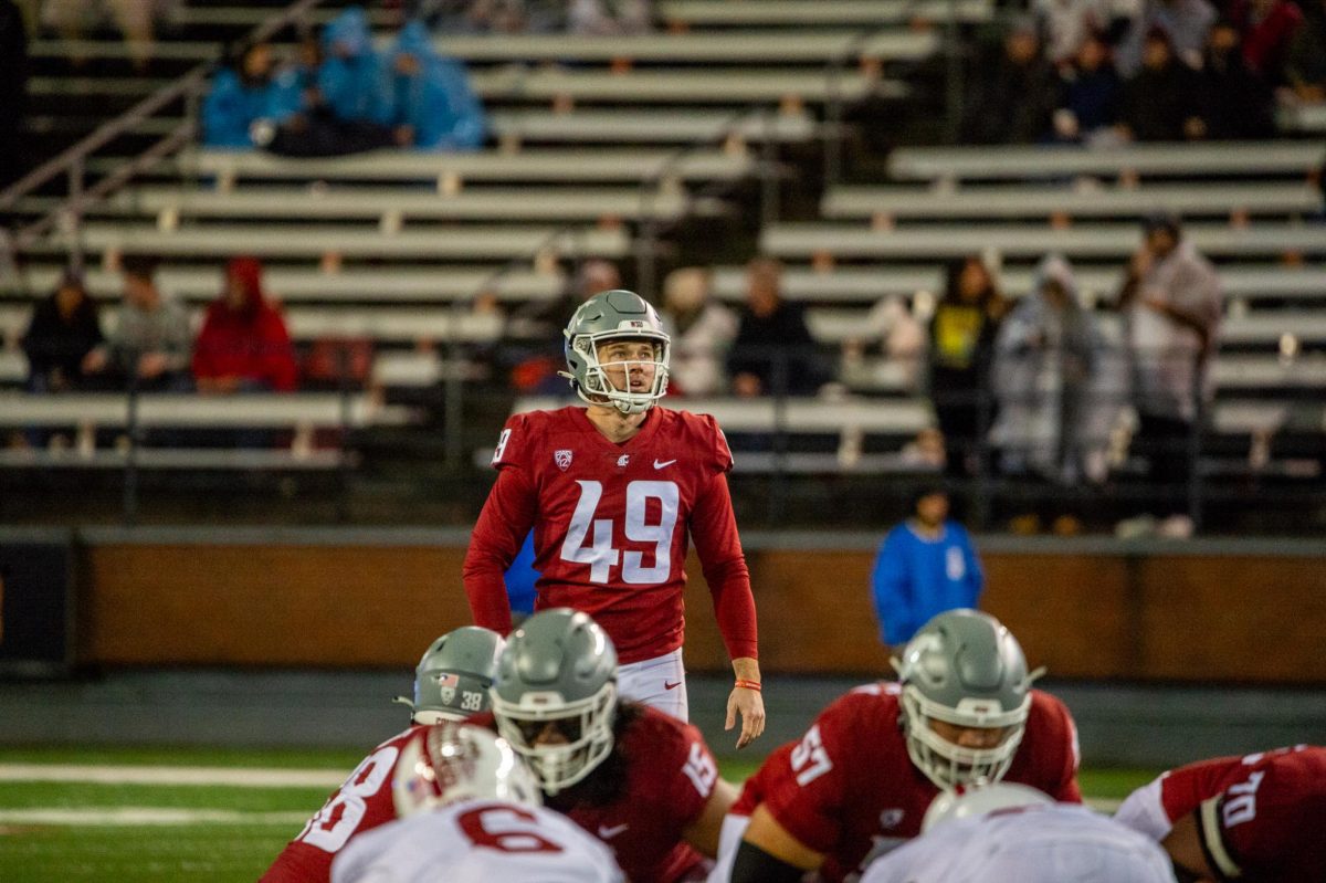 Dean Janikowski lines up for a field goal attempt, Nov. 4, in Pullman, Wash. 