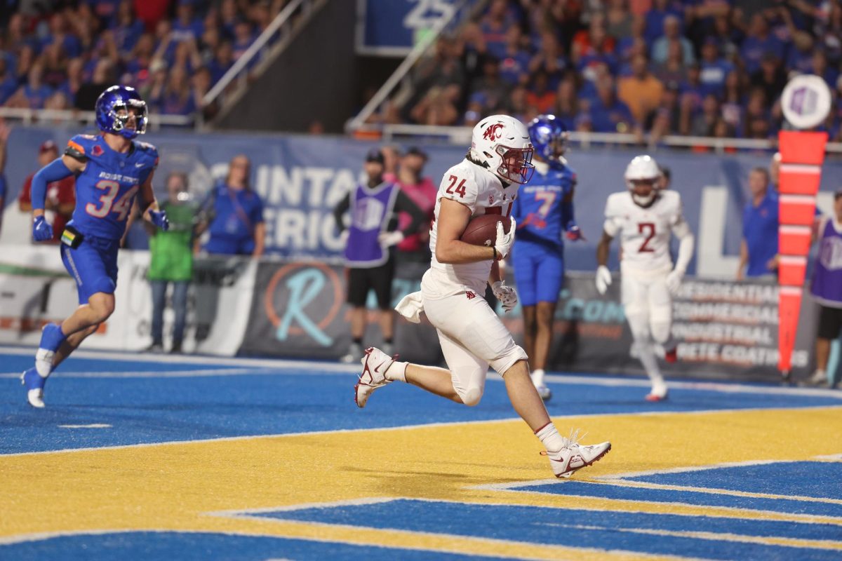 Tight end Cooper Mathers strolls in for a touchdown against Boise State in a week five loss to the Broncos at Albertson Stadium in Boise, Idaho.