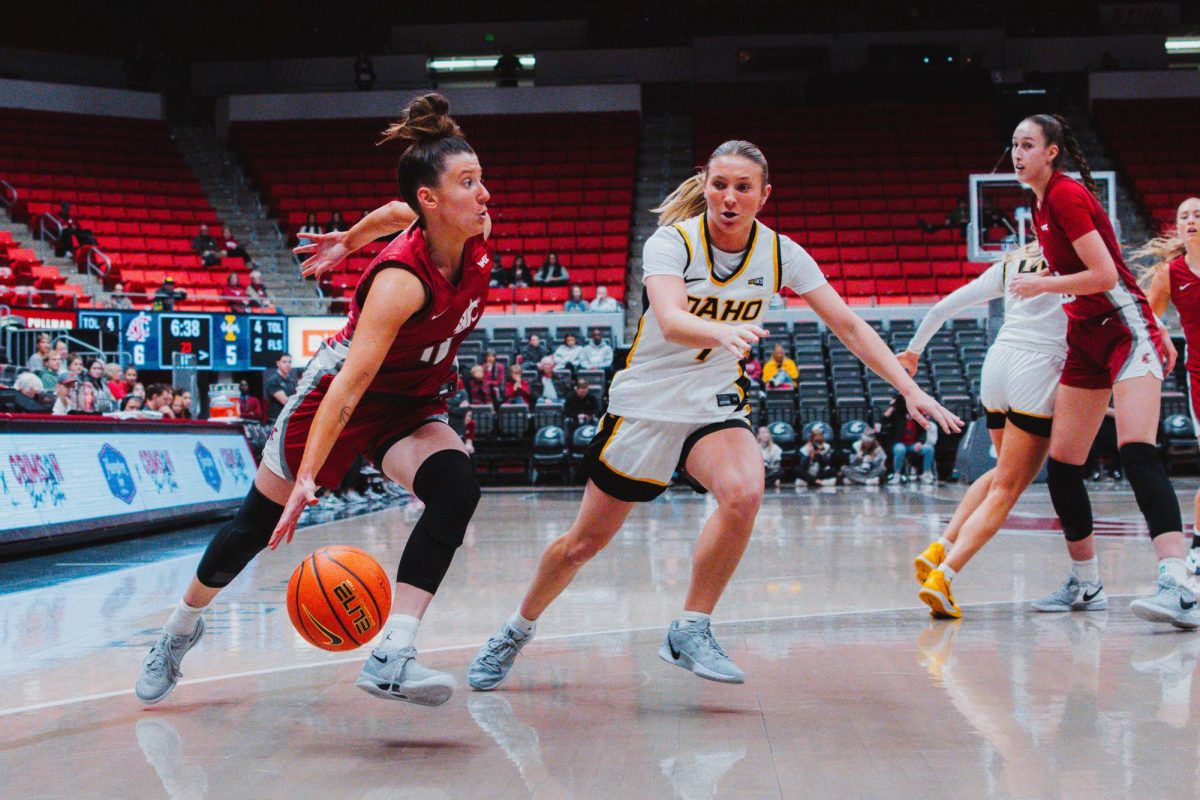 Astera Tuhina drives to her right to attack the lane againt Idaho, Nov. 10, in Pullman, Wash. 