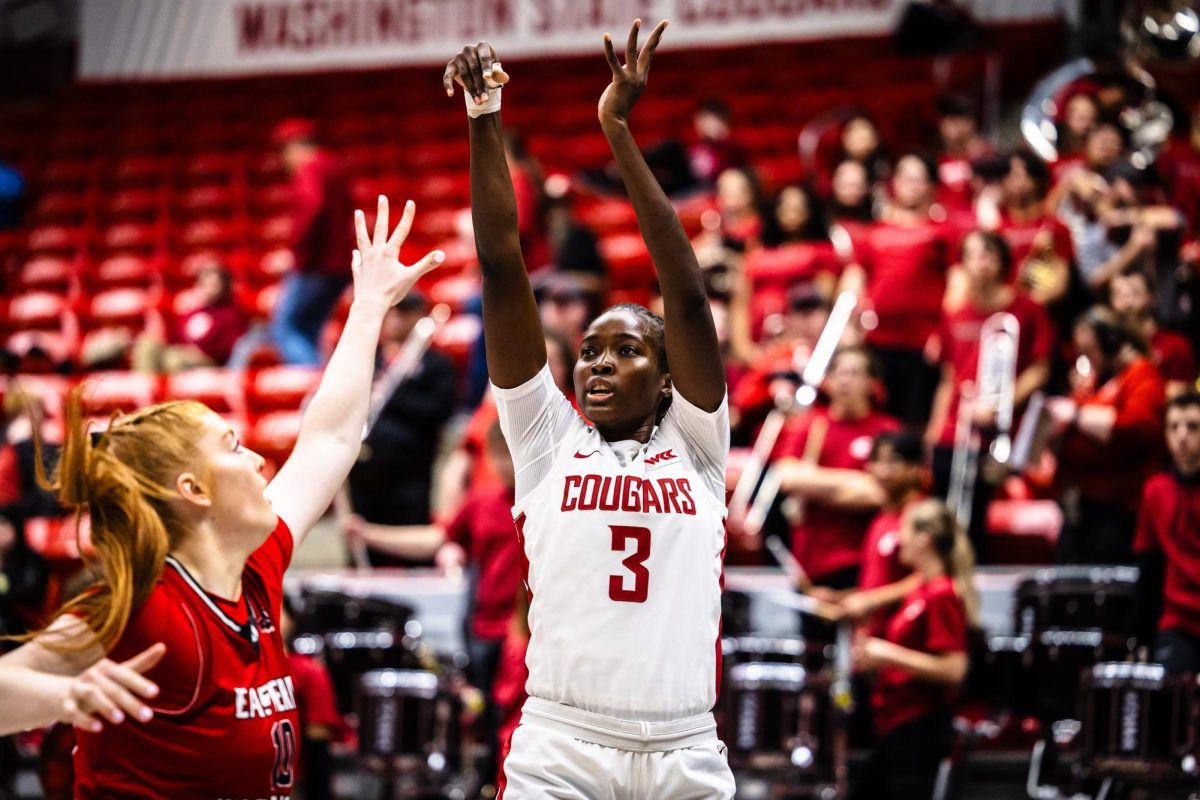 WSU freshman forward Dayana Mendes taking a jump shot.