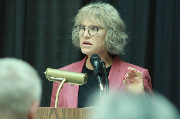 President Cantwell speaks at WSU Police Chief Dawn Daniels swearing in ceremony. 