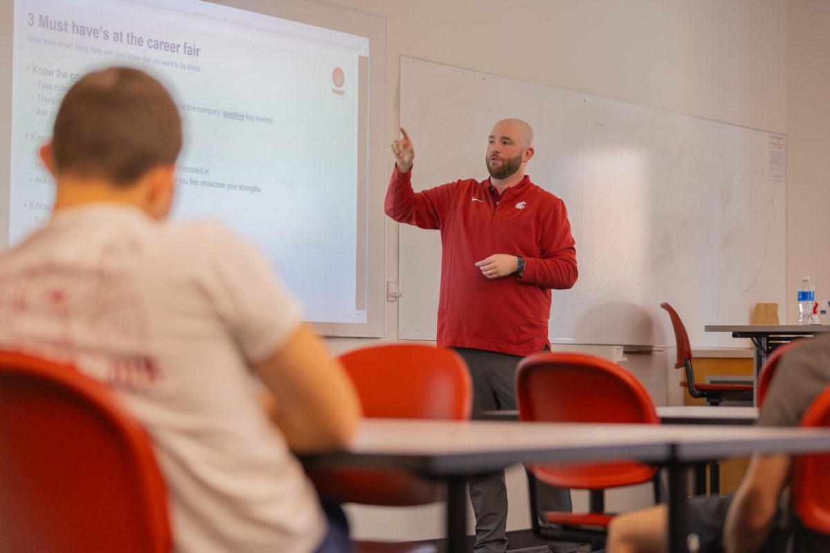 Presenter at the Academic Success and Career Center's WSU Internship Fair on Sept. 11