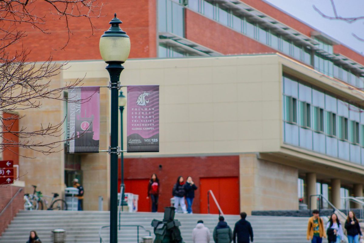 Students traveling in and out of the Compton Union Building on the WSU Pullman campus, Jan. 16, 2026