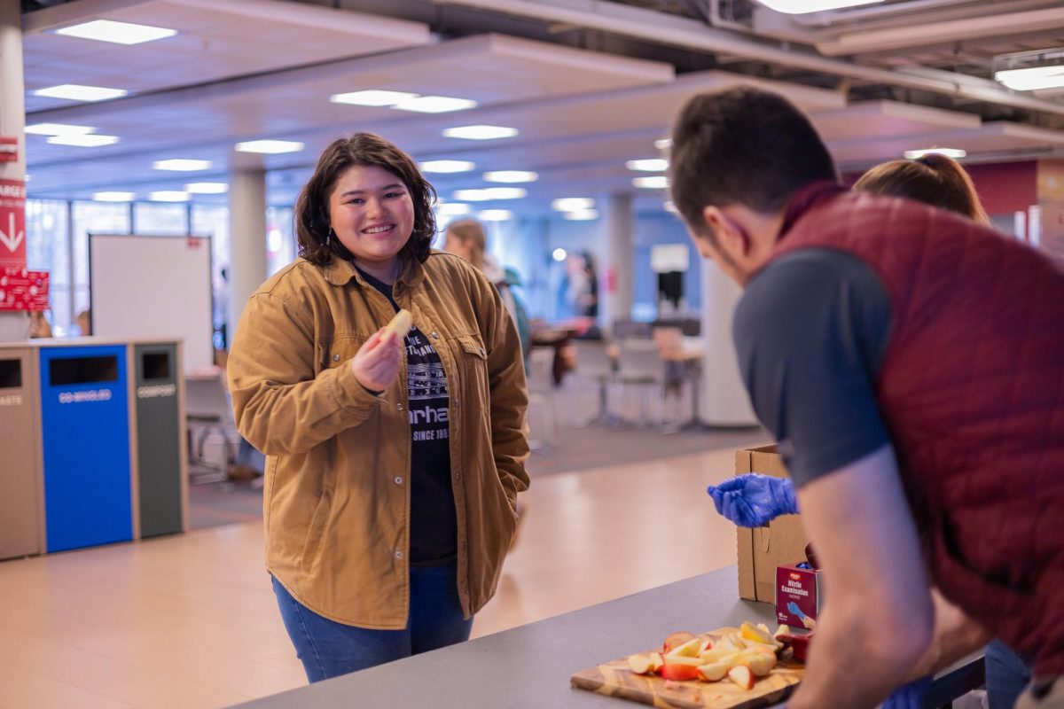 Students at the public taste testing of WSU's new Sunflare apple in the CUB, Jan. 22, 2026.