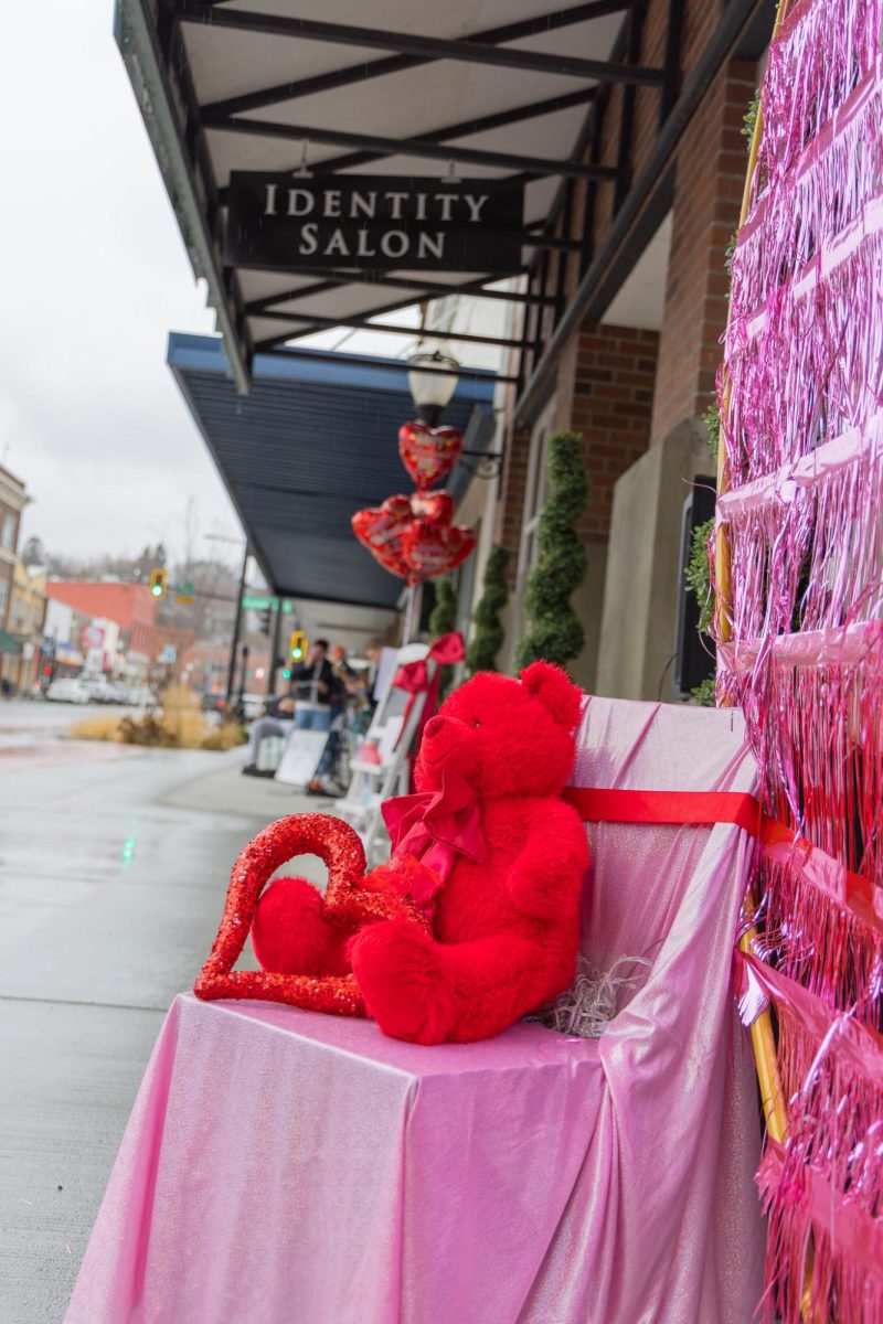 Valentine's Day decorations outside Identity Salon during Promote Pullman's Lover's Lane event, Feb. 14, 2026.