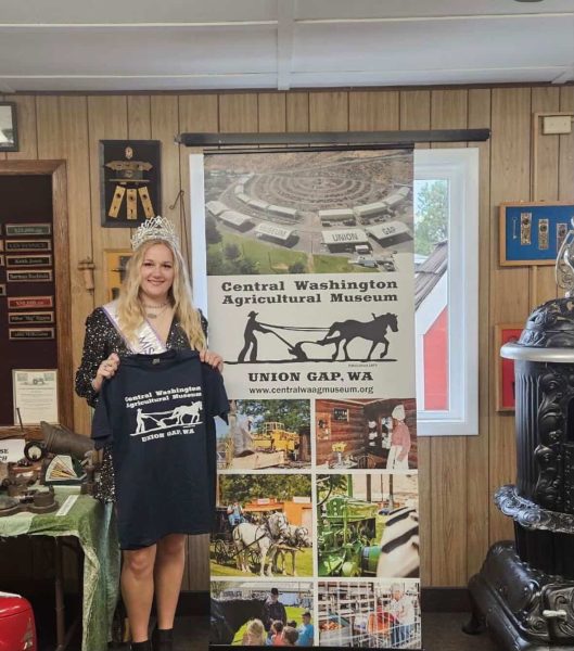 Gasseling volunteered and presented at the Central Museum of Agriculture in Union Gap, Wash. in 2025.